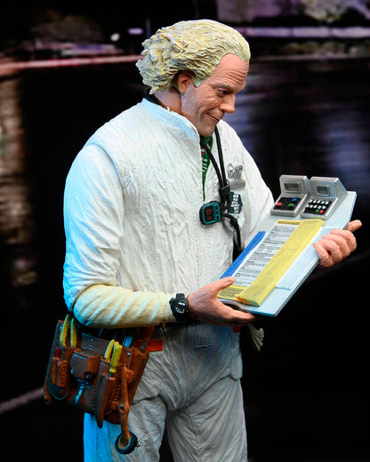 Regreso al Futuro Figura Ultimate Doc Brown (1985) 18 cm