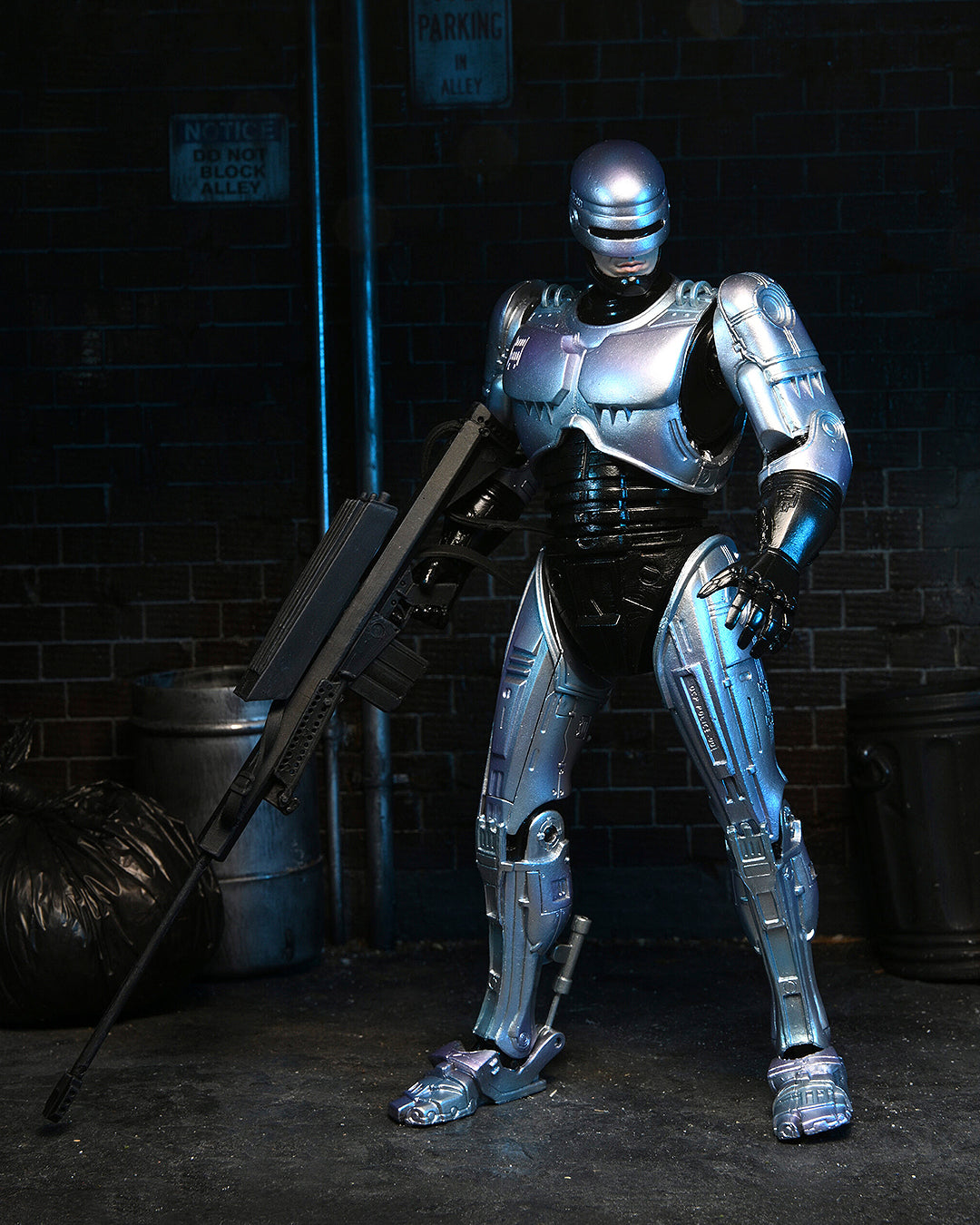 Ultimate Robocop  18cm Robocop scale action figure